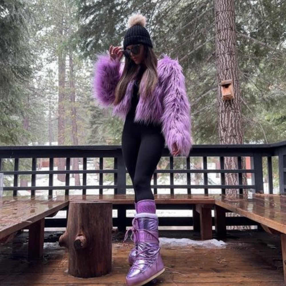 Meet your Posher, Mila